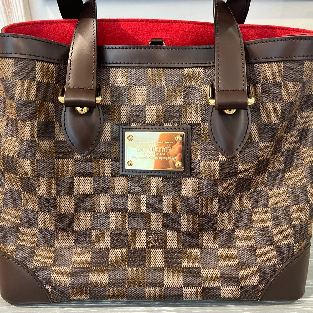Rarely used Louis Vuitton Hampstead bag.